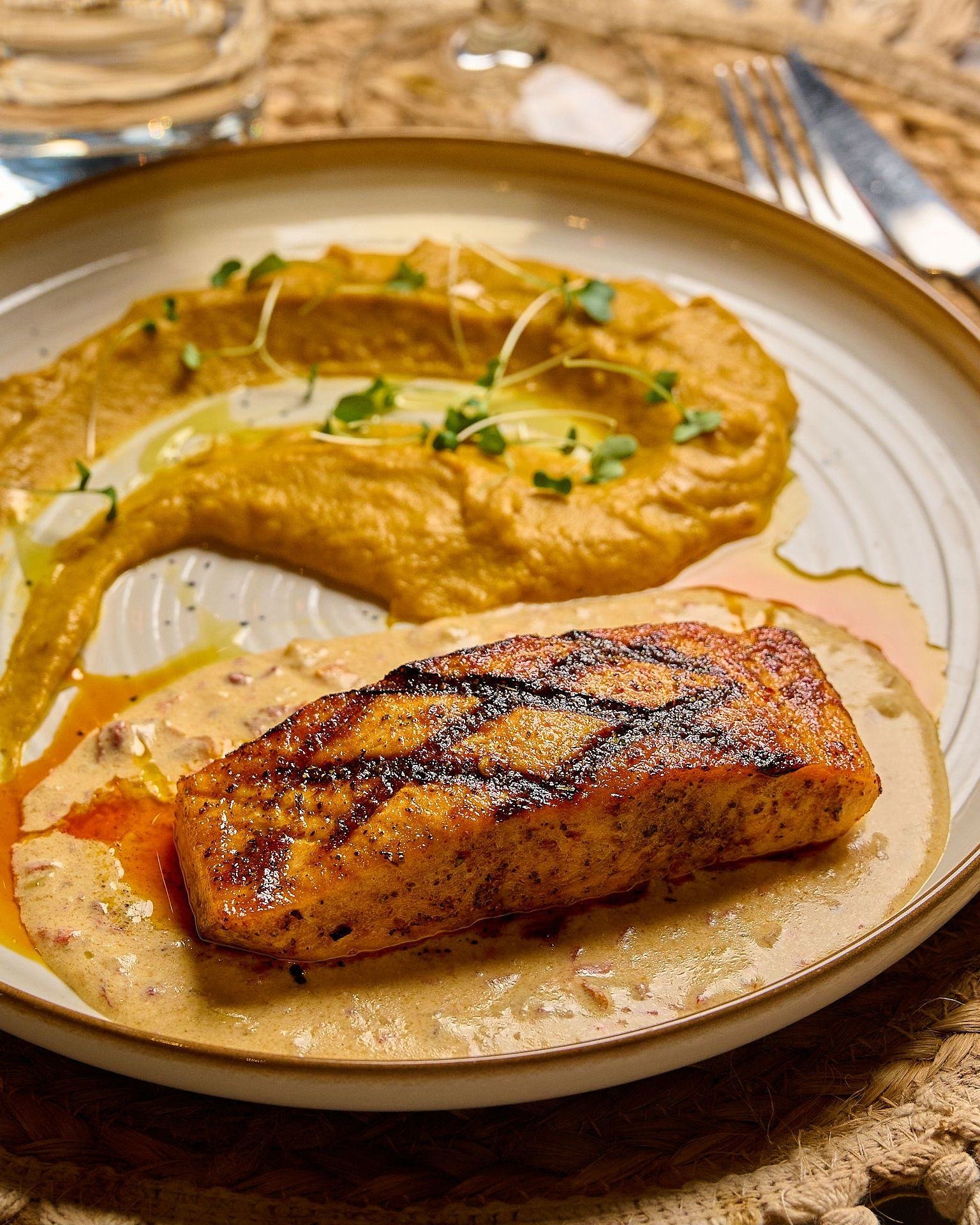 Salmón a la parrilla — Restaurant Panamá